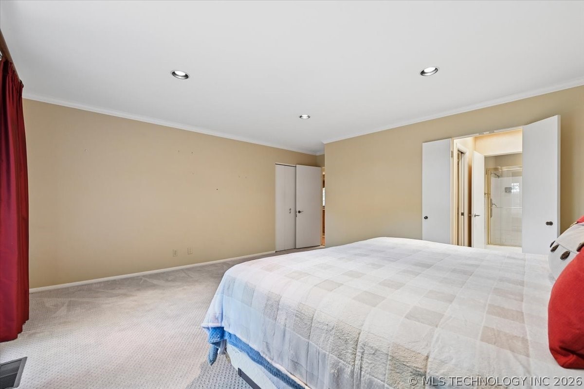 2132 E 59th Place S Tulsa OK 74105