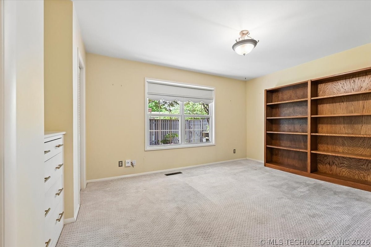 2132 E 59th Place S Tulsa OK 74105