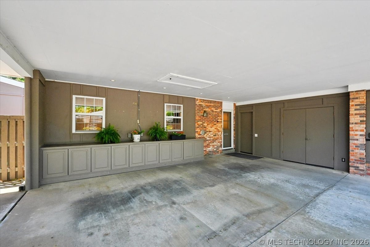 2132 E 59th Place S Tulsa OK 74105