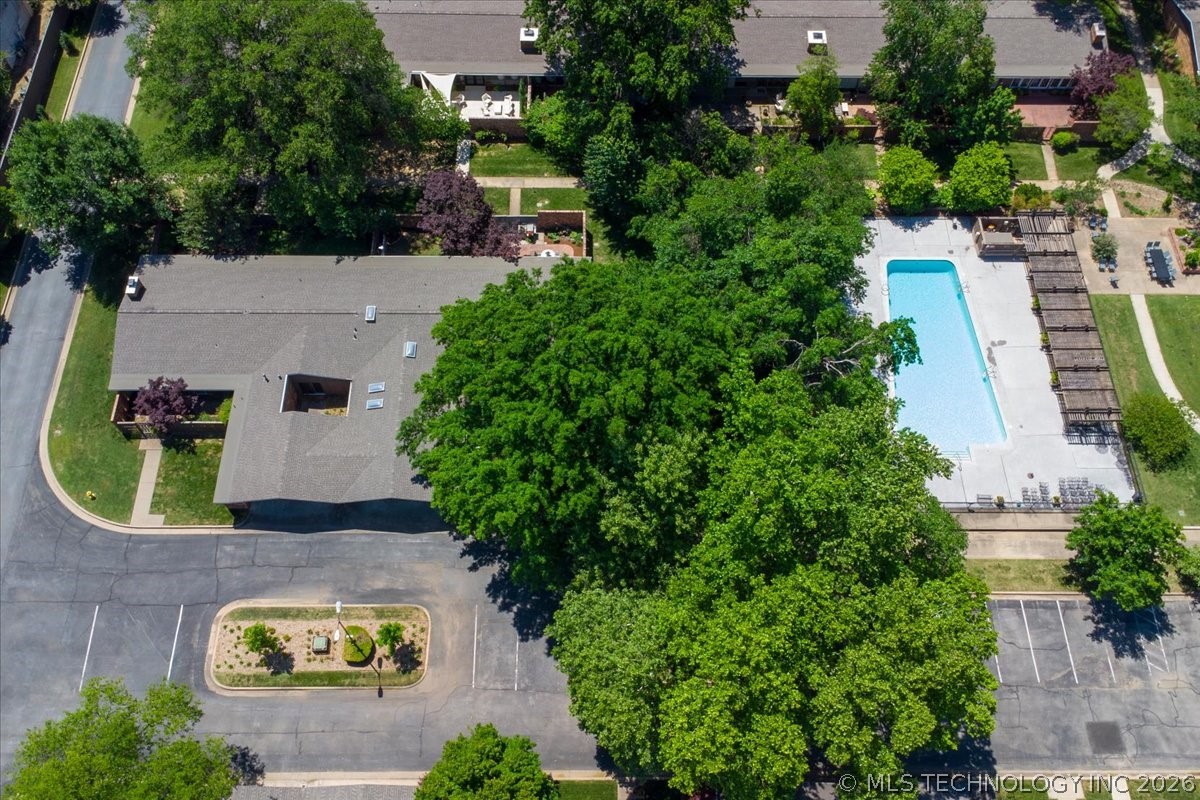 2132 E 59th Place S Tulsa OK 74105