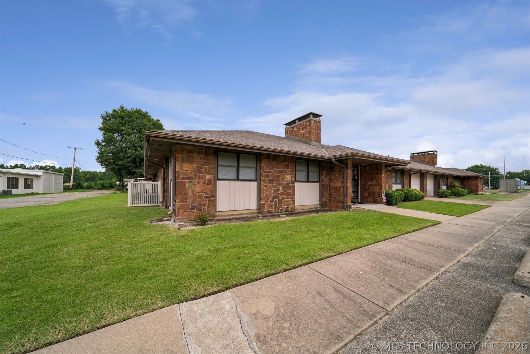 313 E Angus Avenue Dewey OK 74029