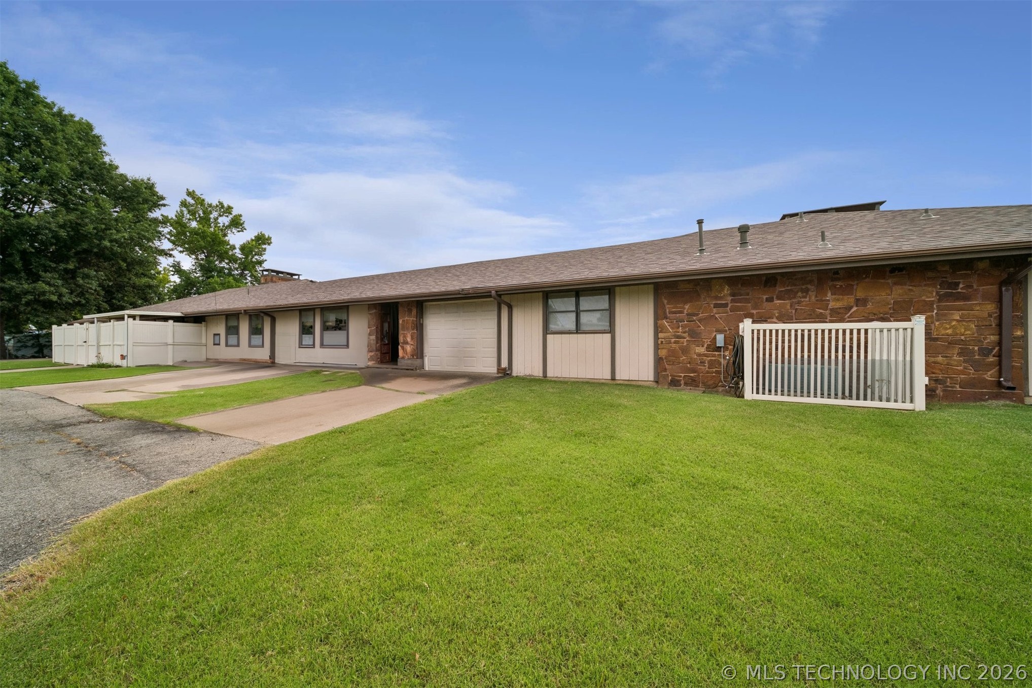 313 E Angus Avenue Dewey OK 74029