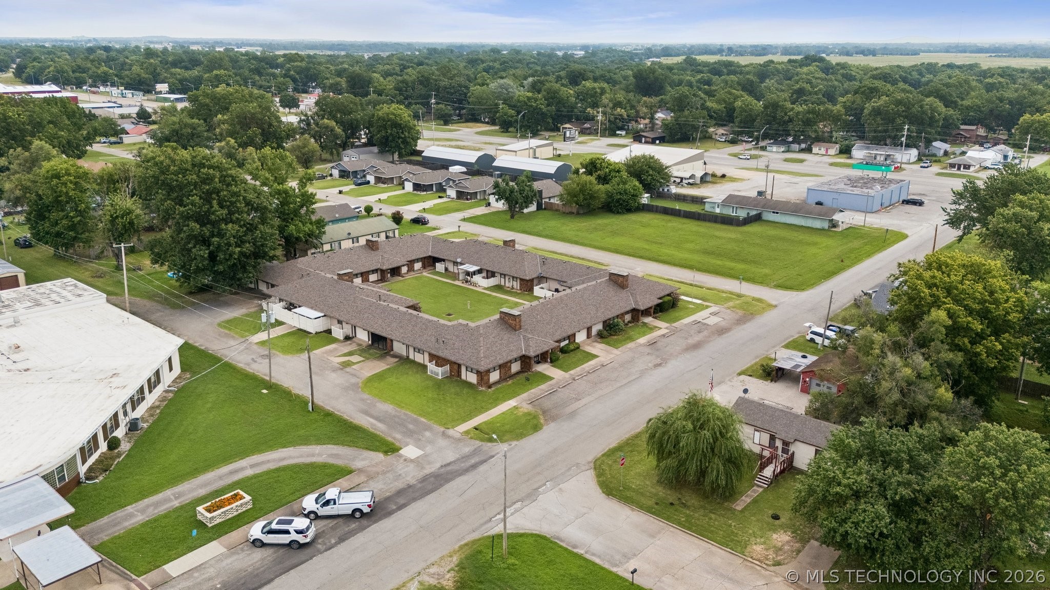 313 E Angus Avenue Dewey OK 74029