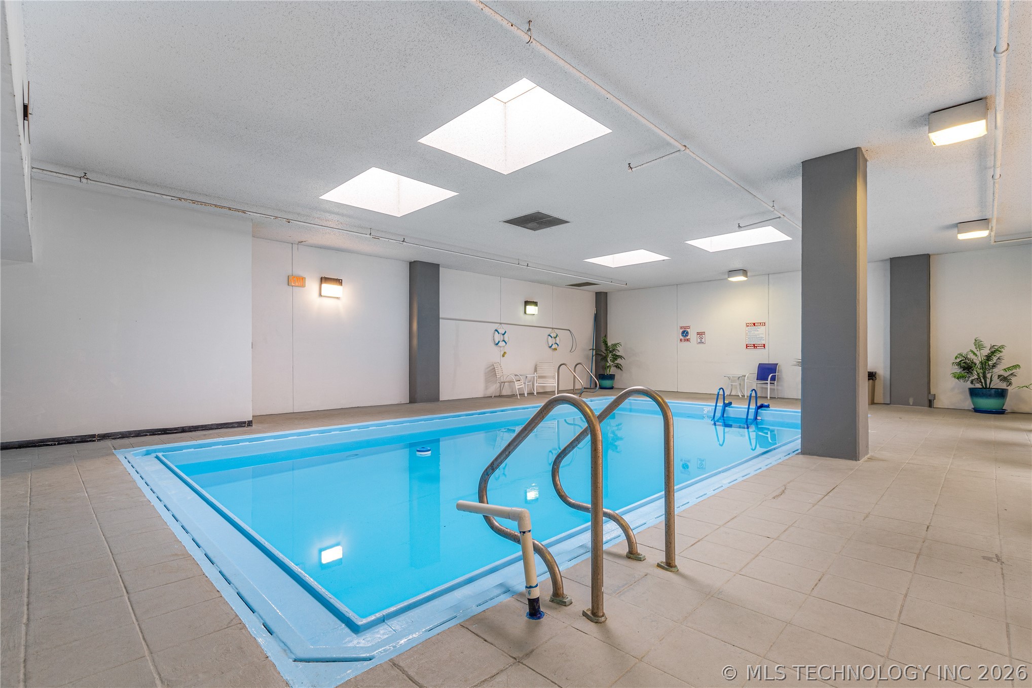 57200 E Highway 125 Grove OK 74344
