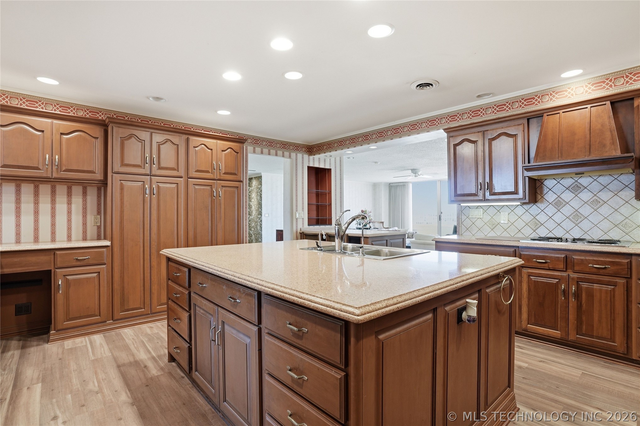 1502 S Boulder Avenue Tulsa OK 74119