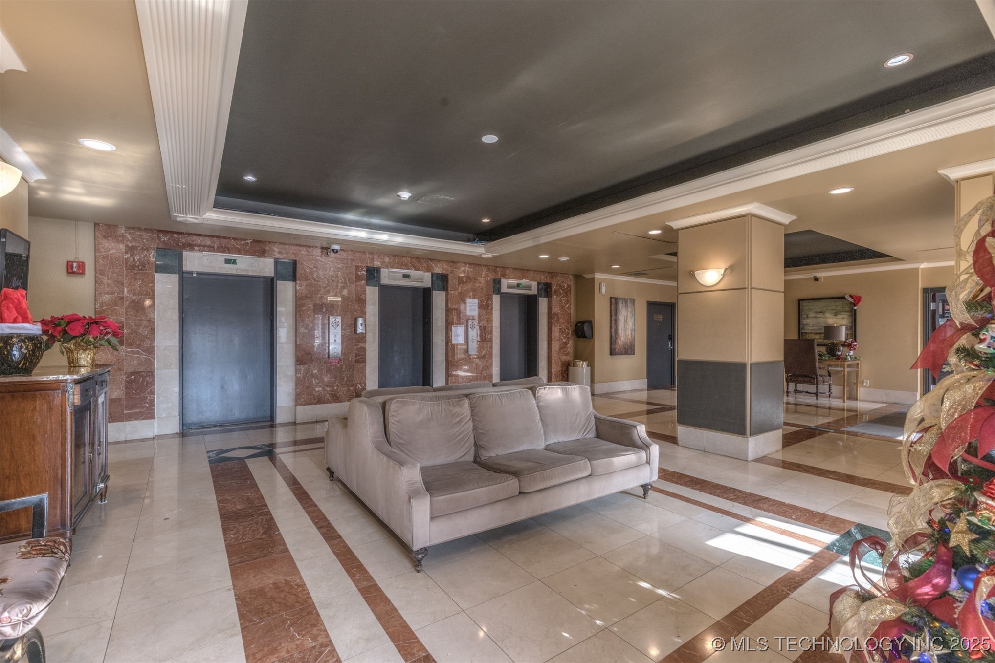 450 W 7th Street Tulsa OK 74119