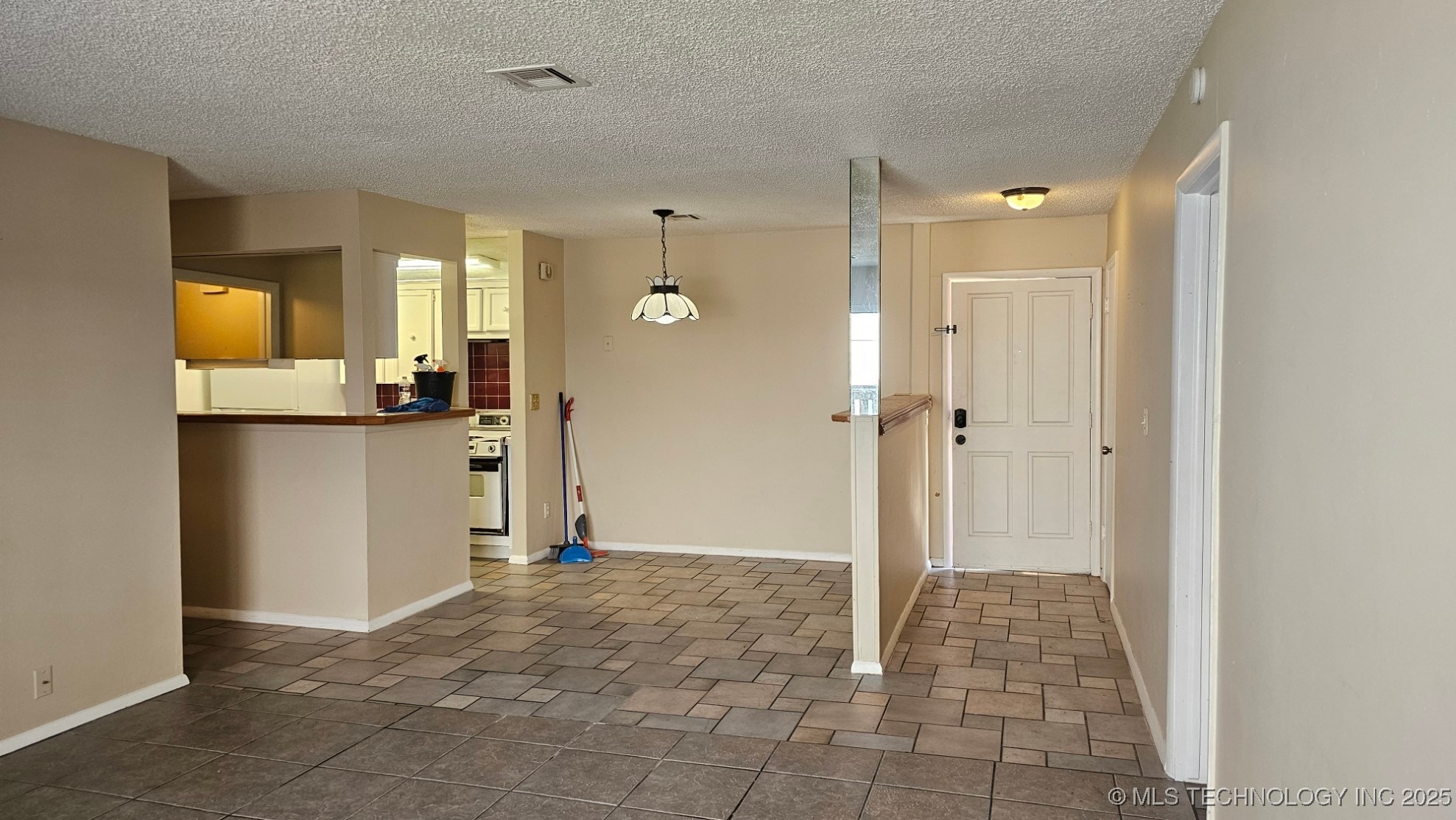 6728 S Lewis Avenue Tulsa OK 74136