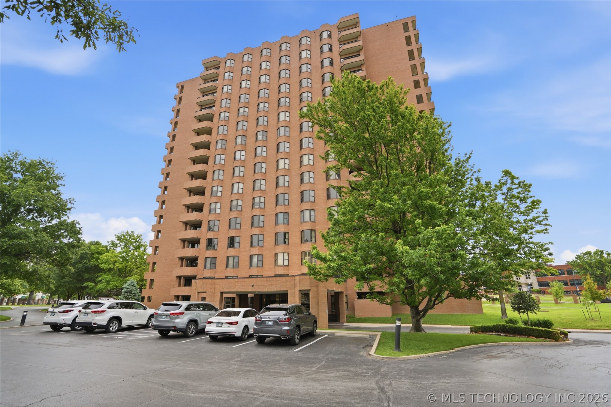 2121 S Yorktown Avenue Tulsa OK 74114
