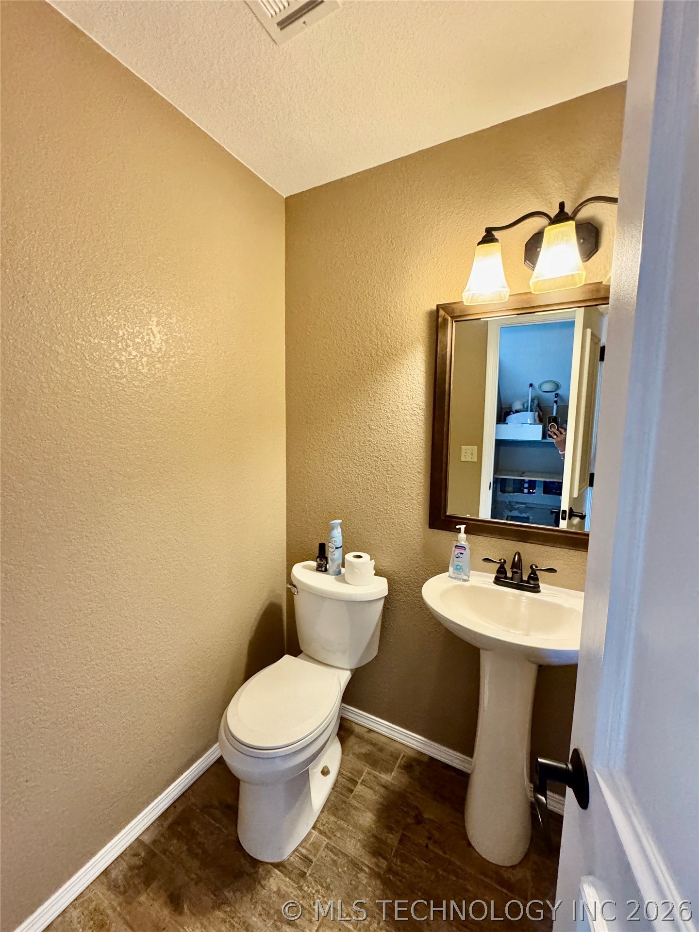 17 Valley View Burneyville OK 73430