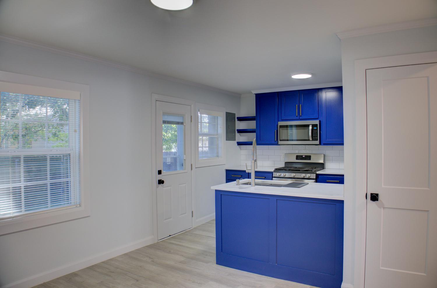 1328 E 38th Place S Tulsa OK 74105