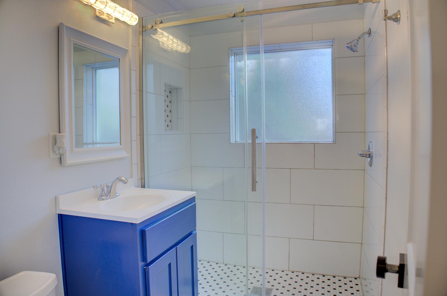 1328 E 38th Place S Tulsa OK 74105