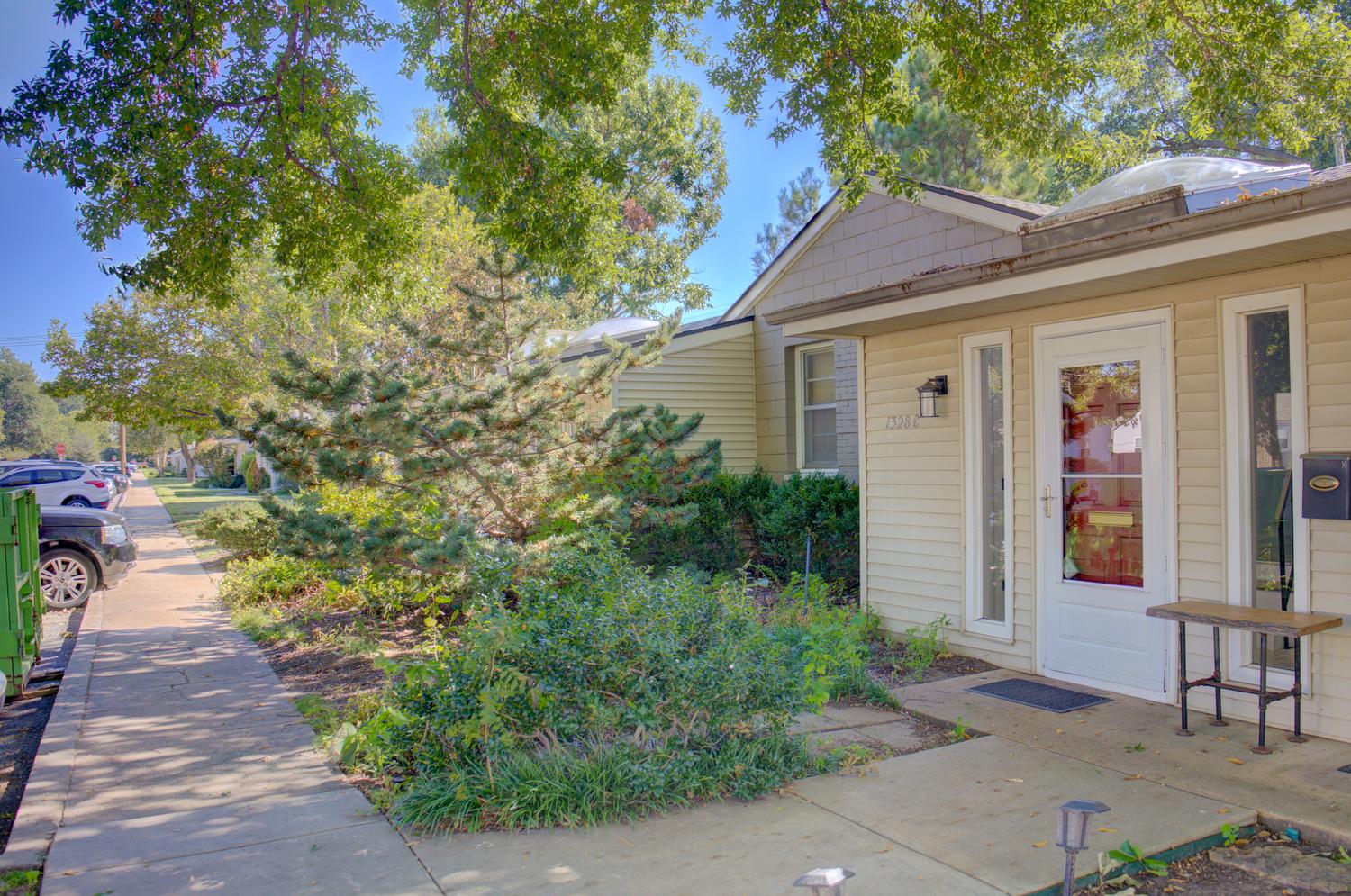 1328 E 38th Place S Tulsa OK 74105