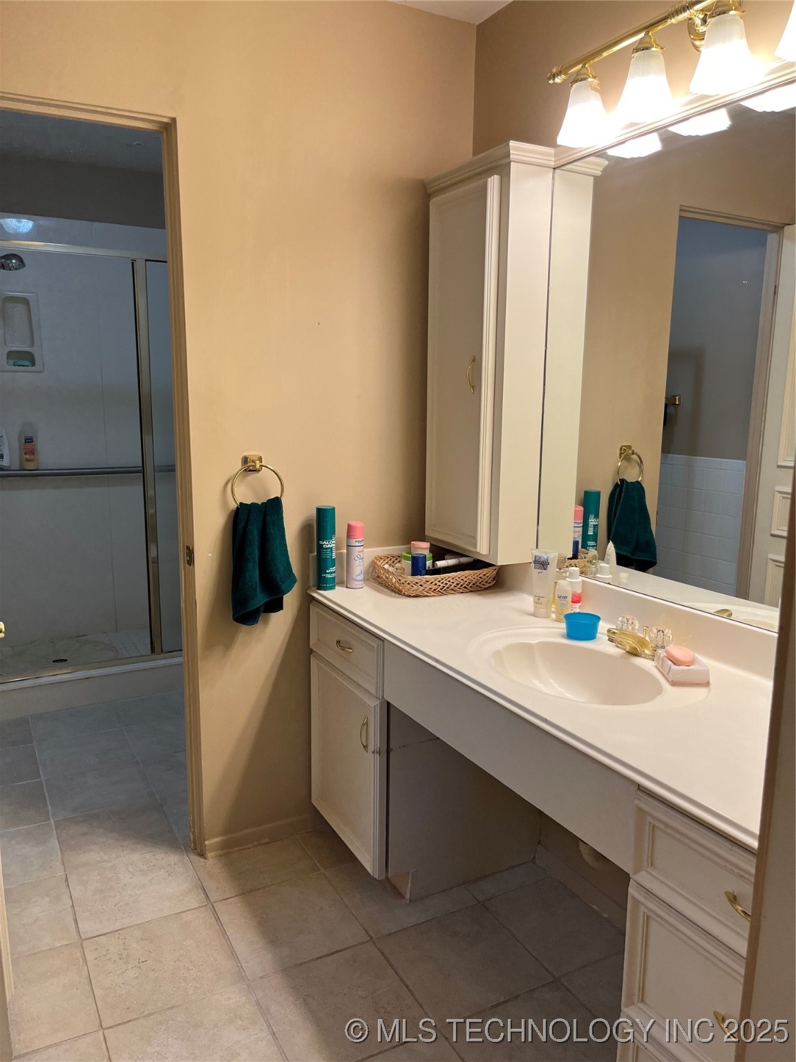 2124 E 60th Court Tulsa OK 74105