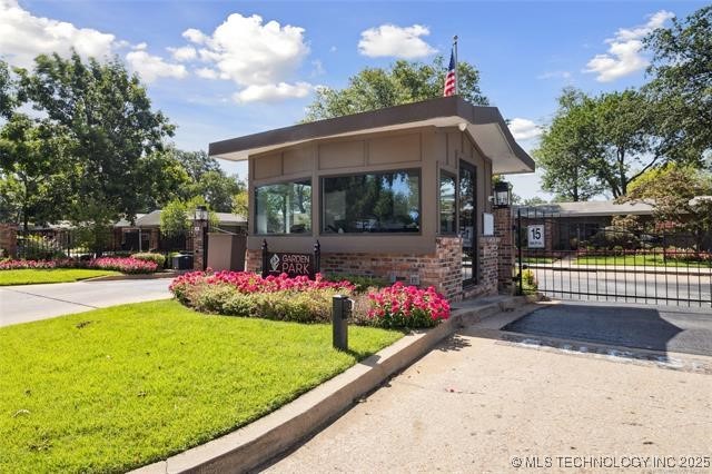 2124 E 60th Court Tulsa OK 74105