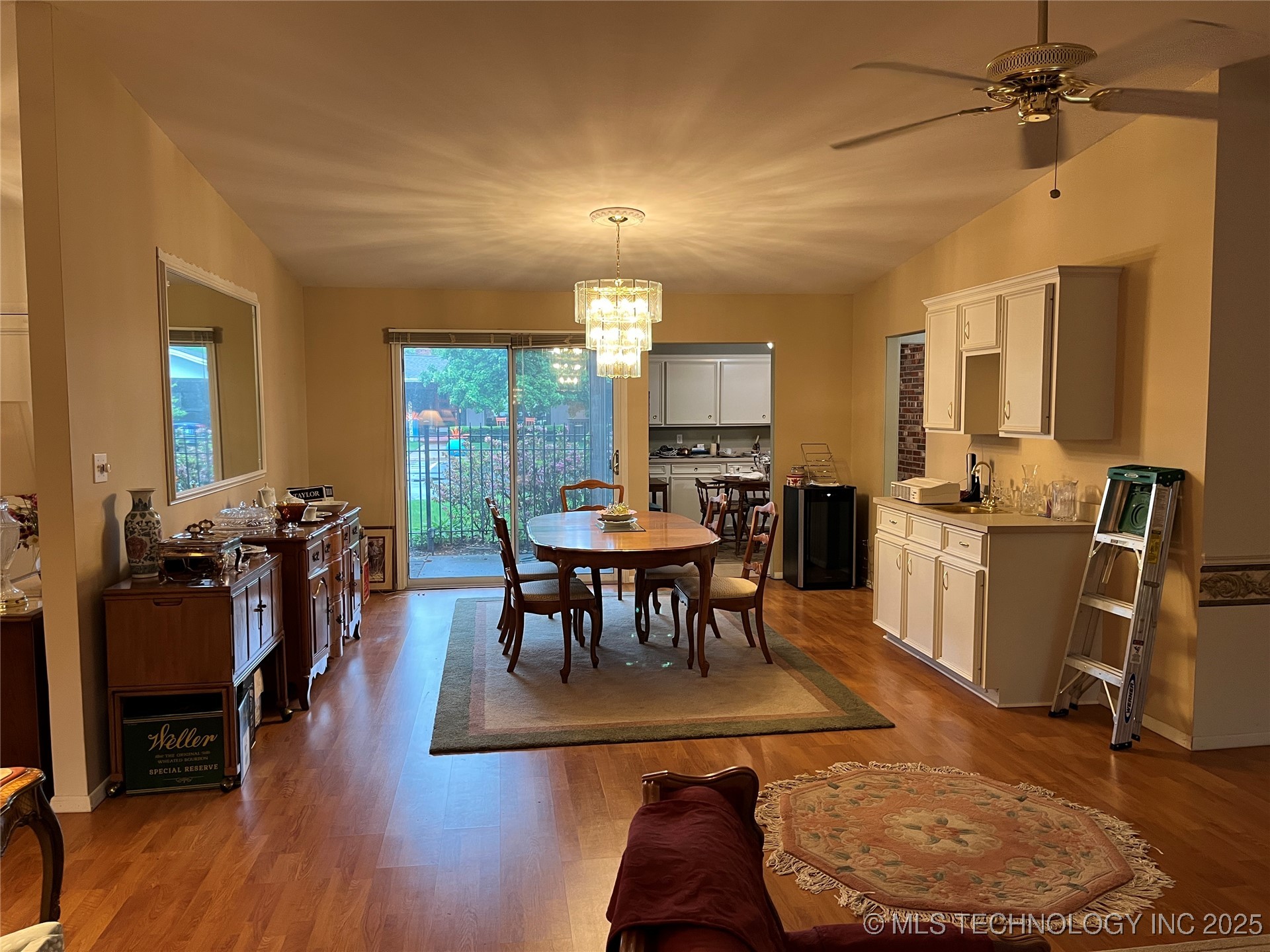 2124 E 60th Court Tulsa OK 74105