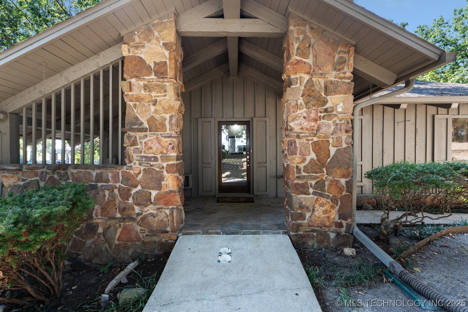 57450 E Highway 125 Road Monkey Island OK 74331
