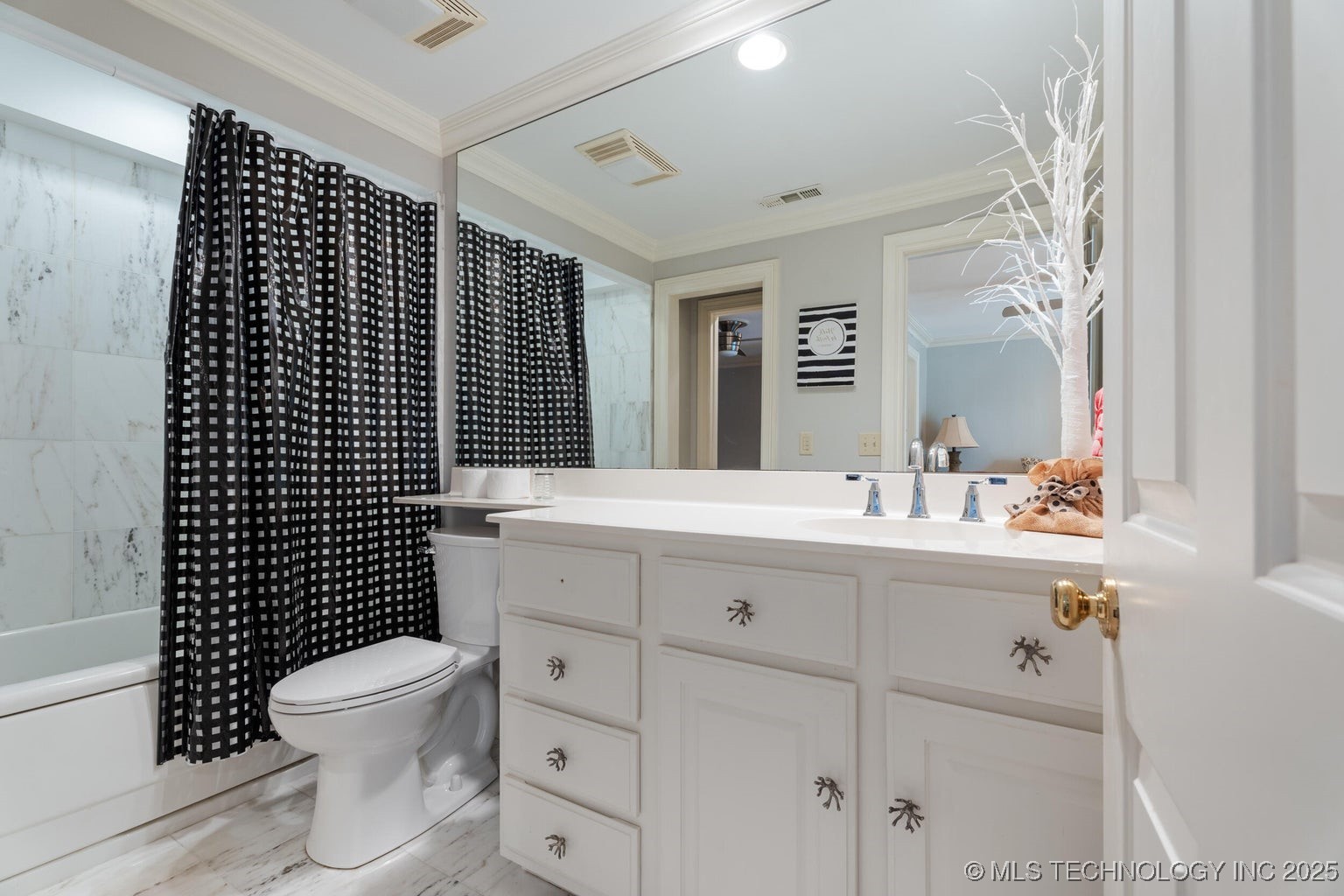 57450 E Highway 125 Road Monkey Island OK 74331