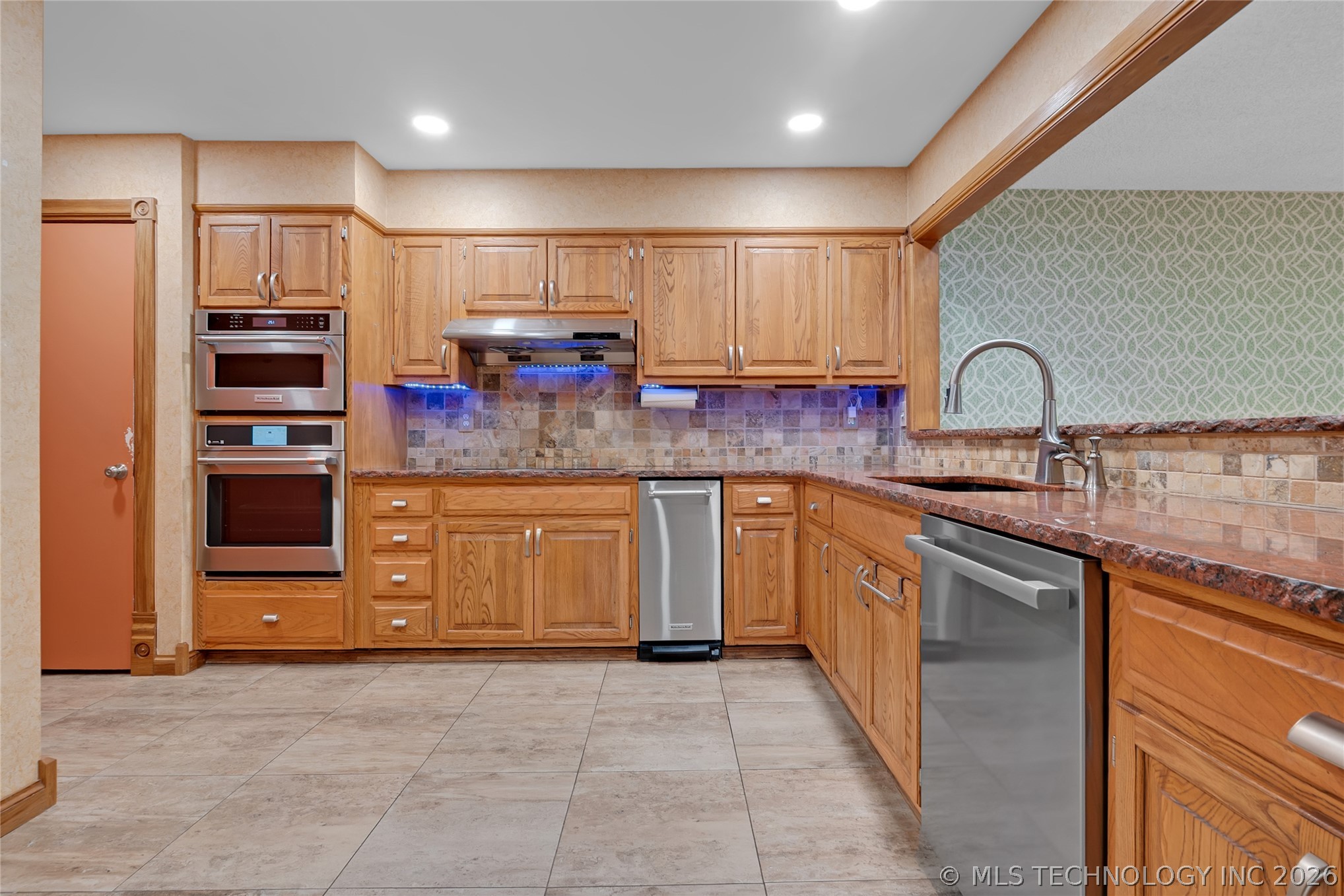 8425 S College Avenue Tulsa OK 74137