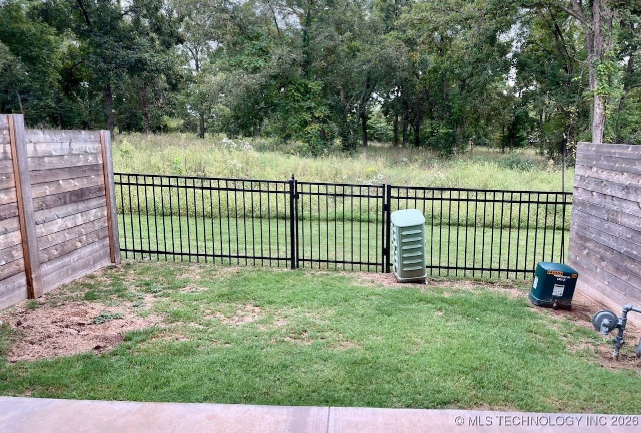 3502 Redbud Lane Tulsa OK 74132