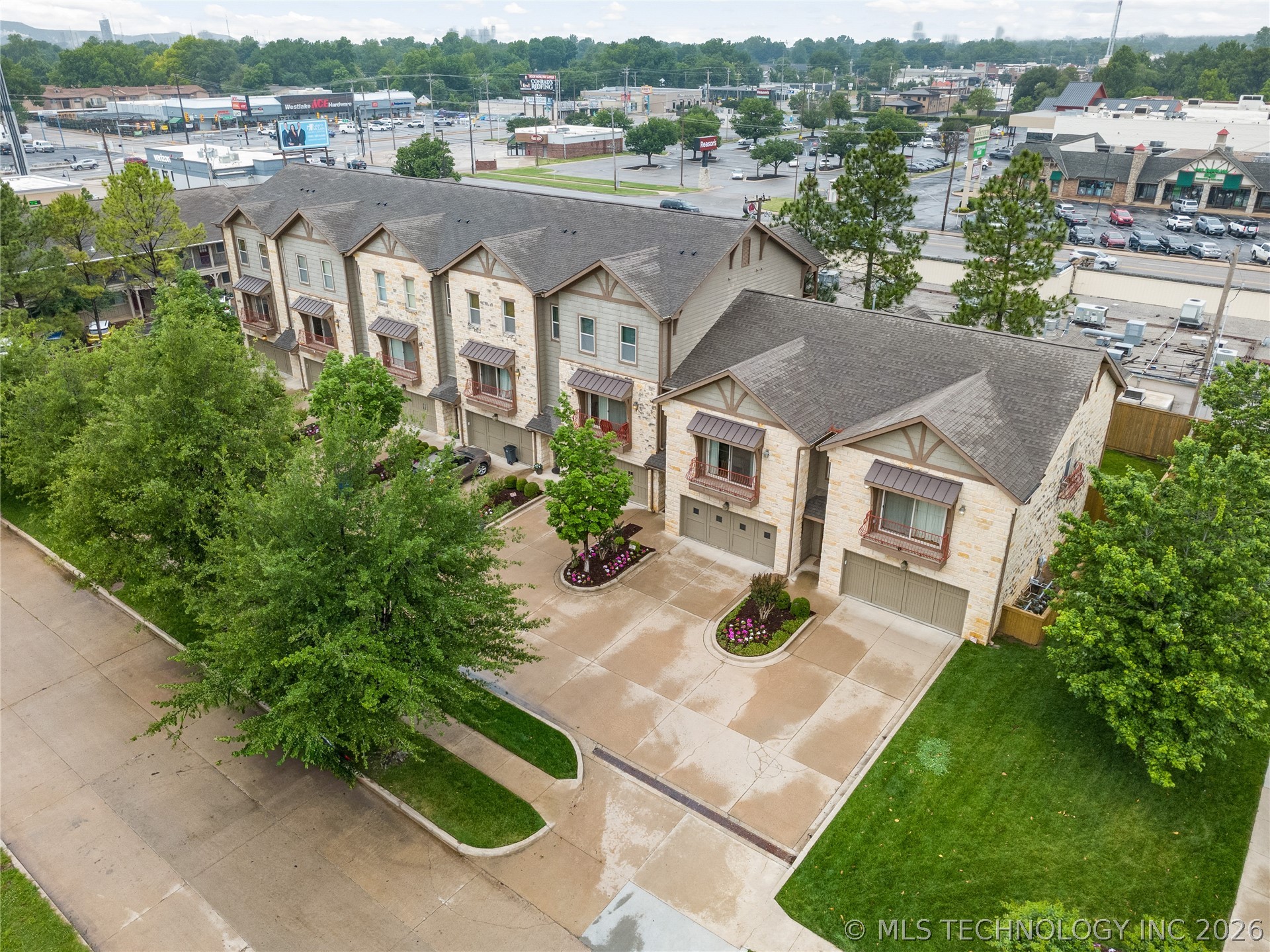1341 E 41st Place Tulsa OK 74105