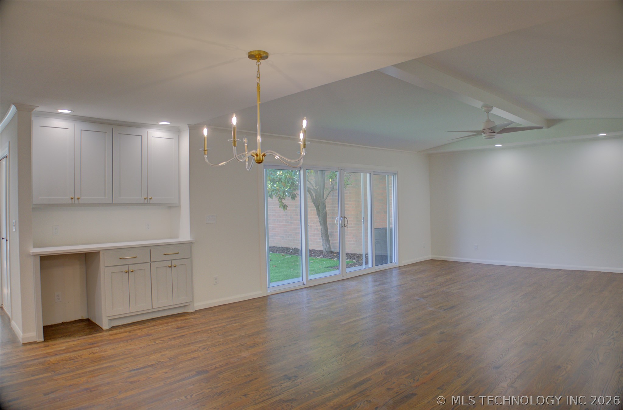 2427 E 72nd Street Tulsa OK 74136