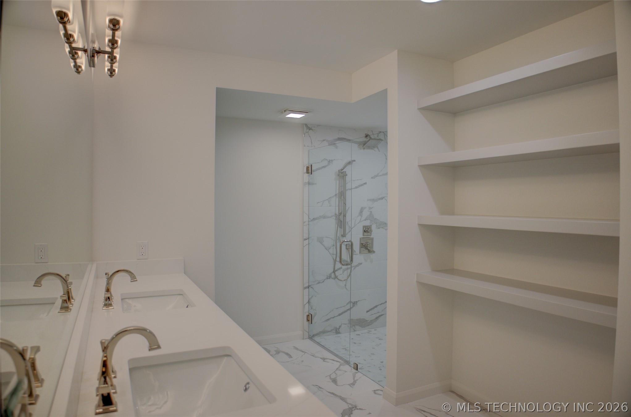 2427 E 72nd Street Tulsa OK 74136