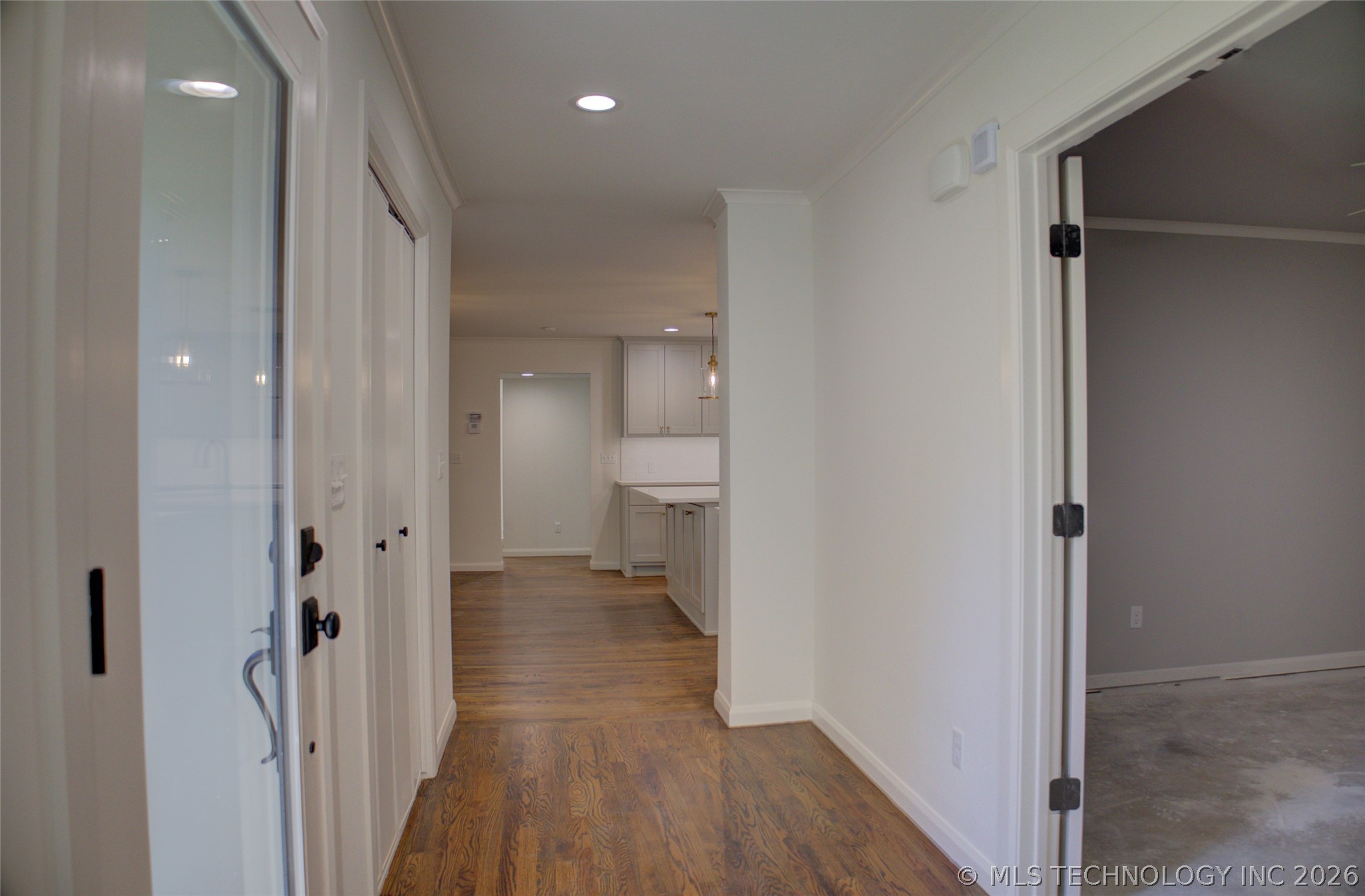 2427 E 72nd Street Tulsa OK 74136