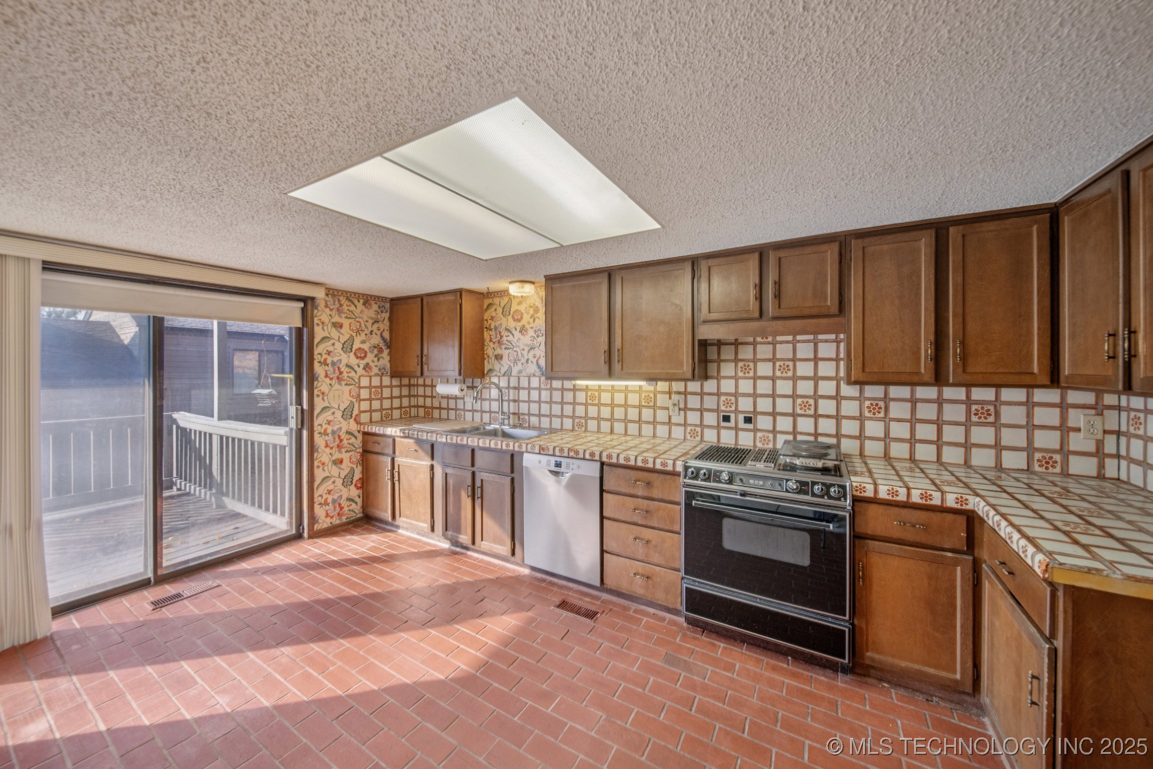 7432 S Winston Place Tulsa OK 74136