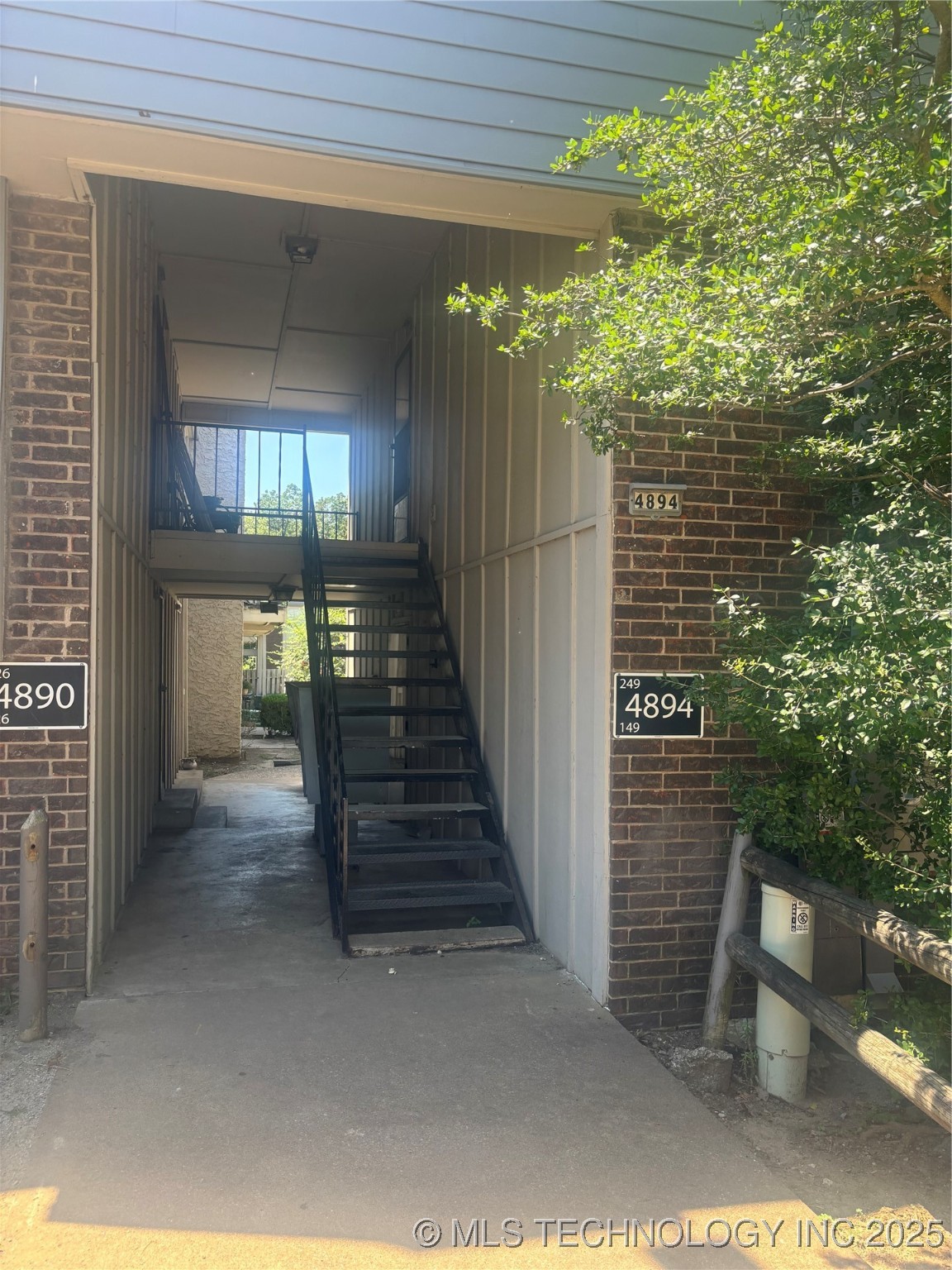 4894 E 68th Street Tulsa OK 74136