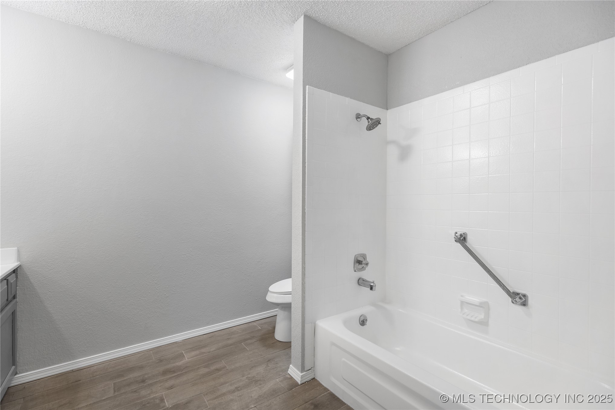 1216 S 111th Eastavenue Tulsa OK 74128