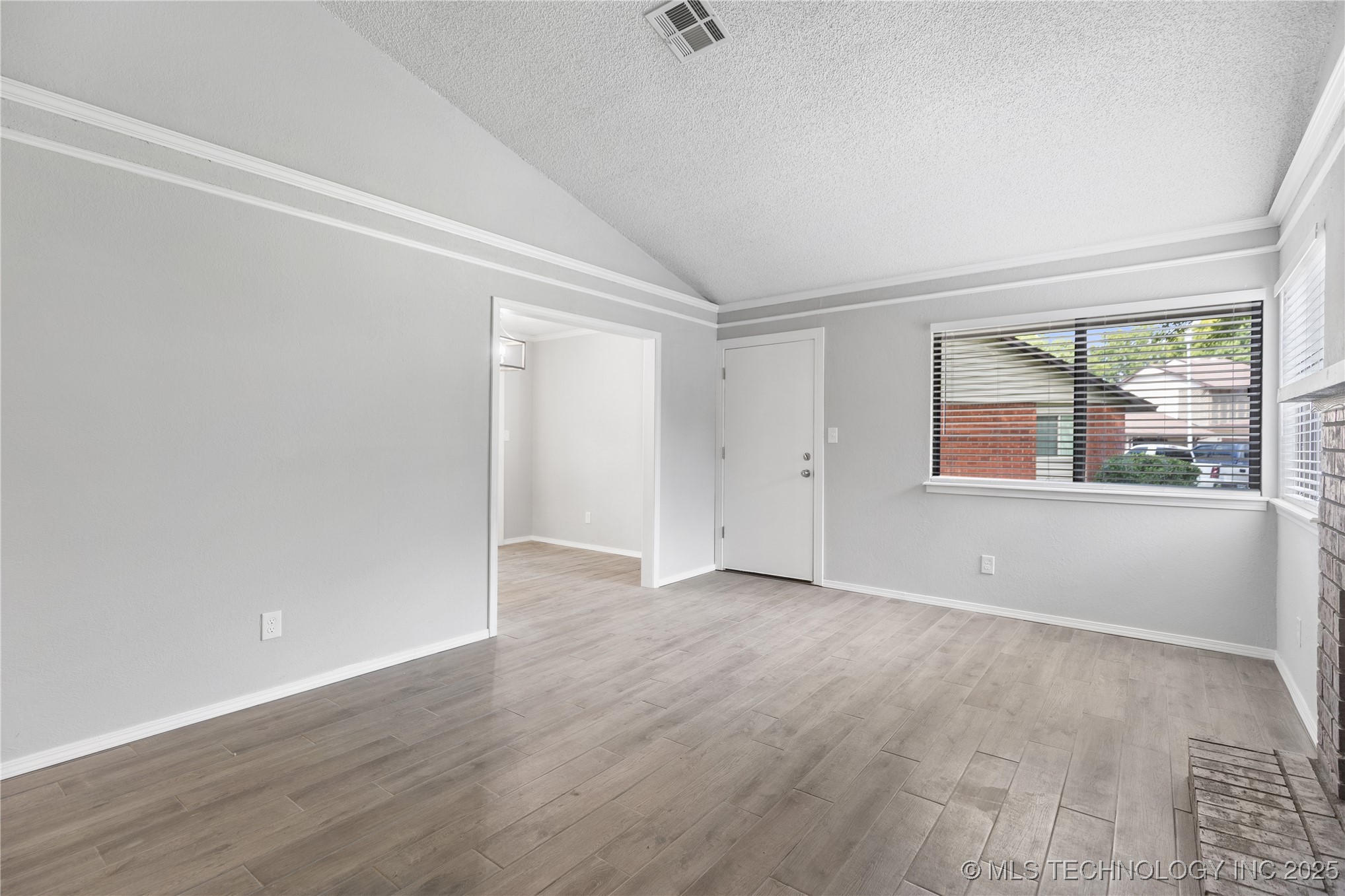 1216 S 111th Eastavenue Tulsa OK 74128