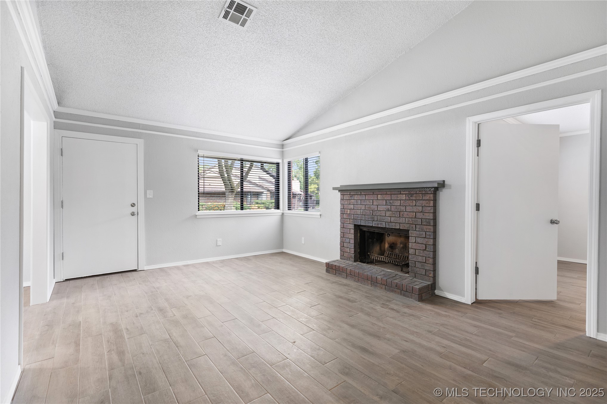 1216 S 111th Eastavenue Tulsa OK 74128