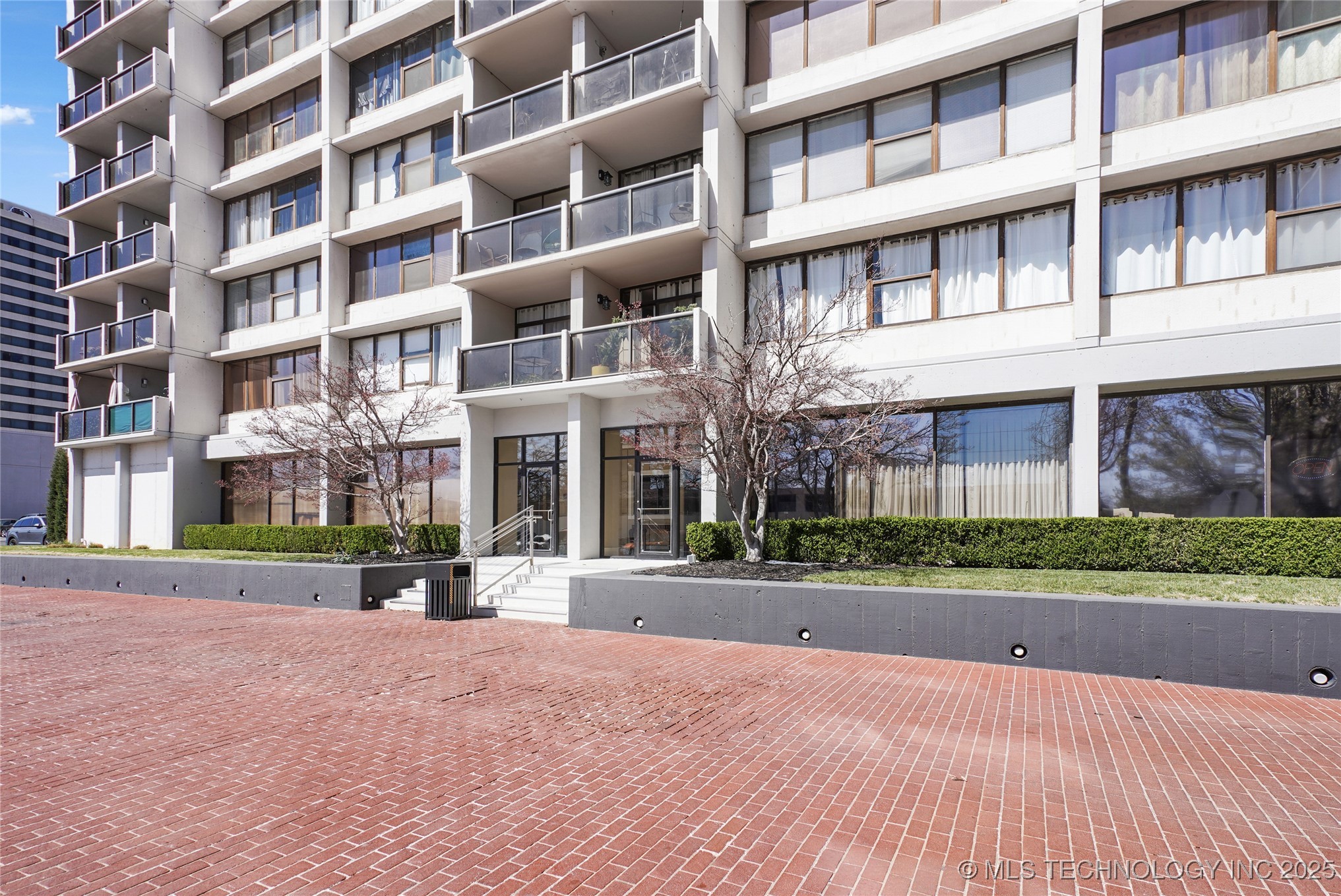 450 W 7th Street Tulsa OK 74119