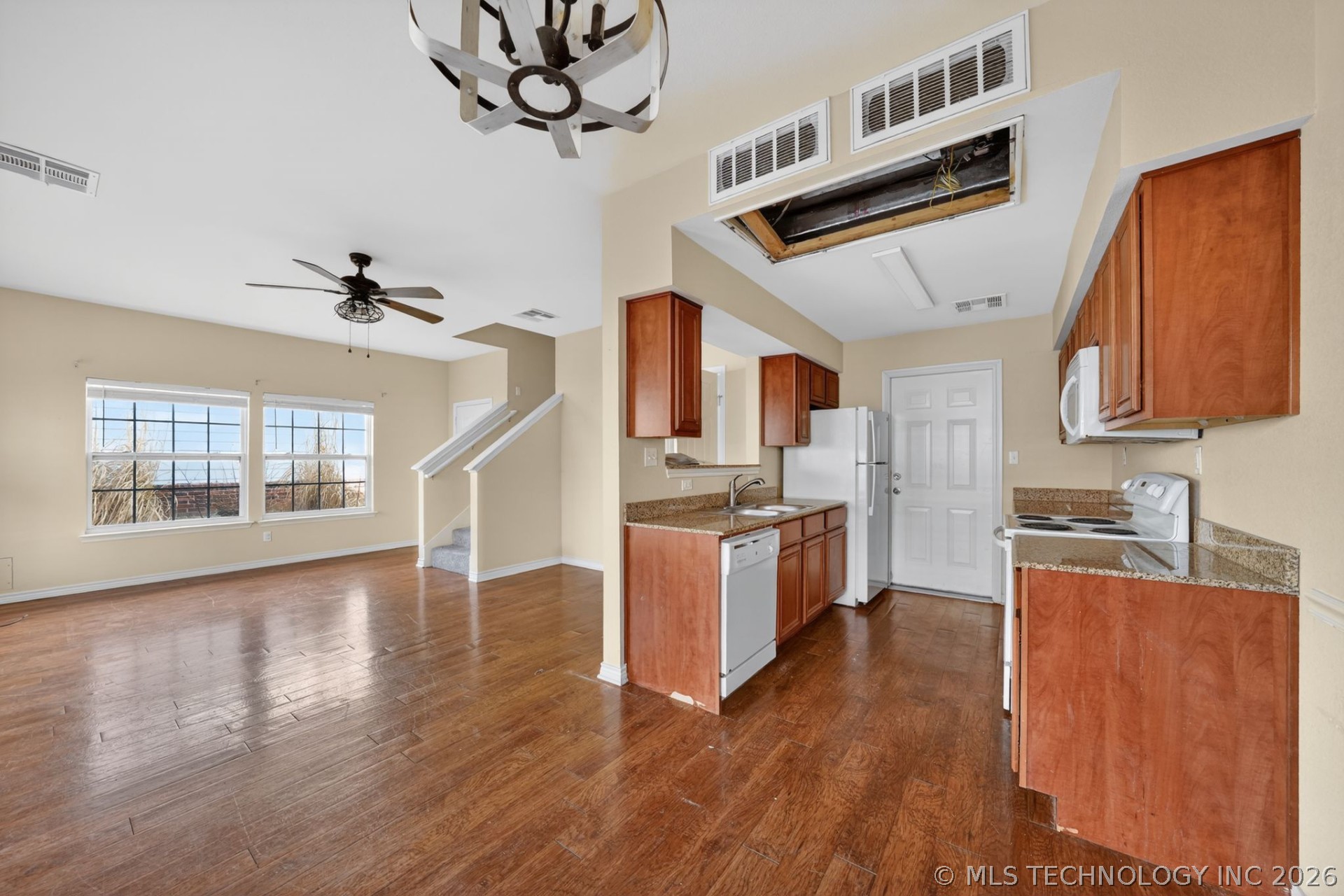 27950 S Highway 125 Afton OK 74331