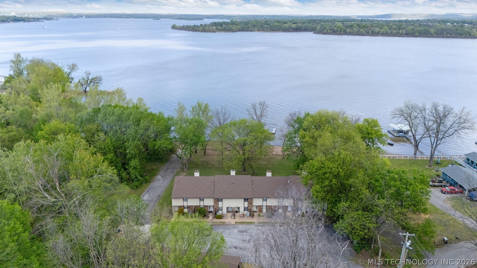 804 N 46th Street Grove OK 74344