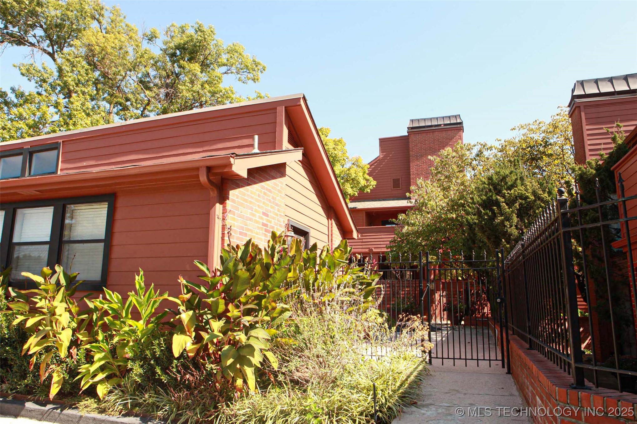 10 Woodward Boulevard Tulsa OK 74114