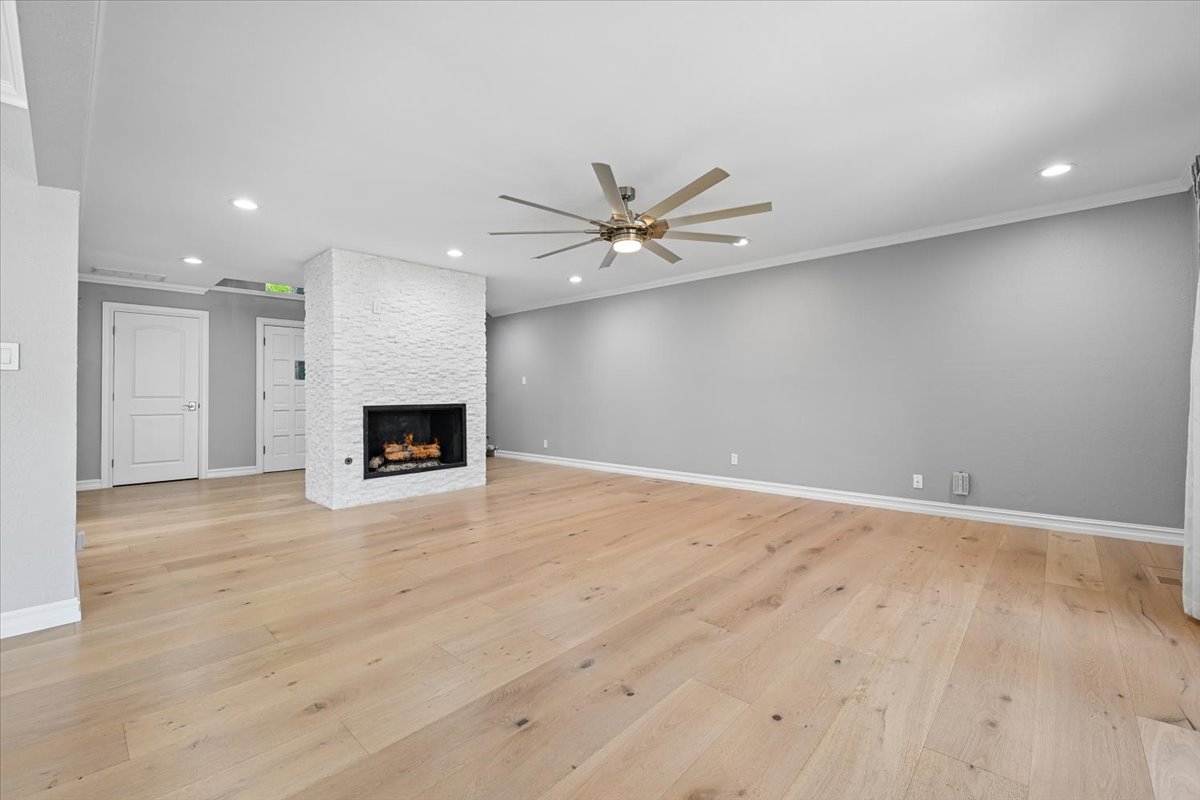 5804 S Atlanta Avenue S Tulsa OK 74105