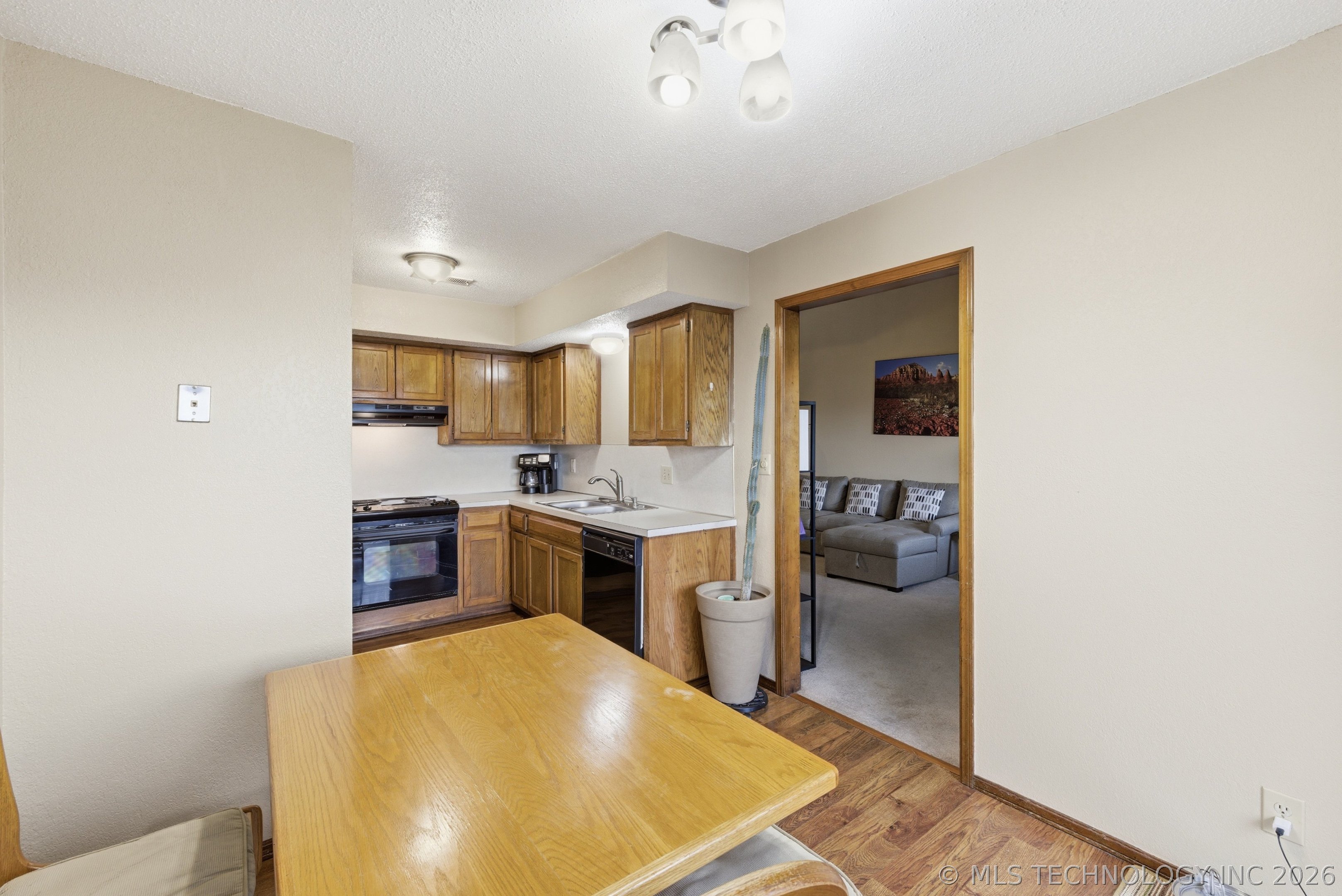 11212 E 13th Street Tulsa OK 74128