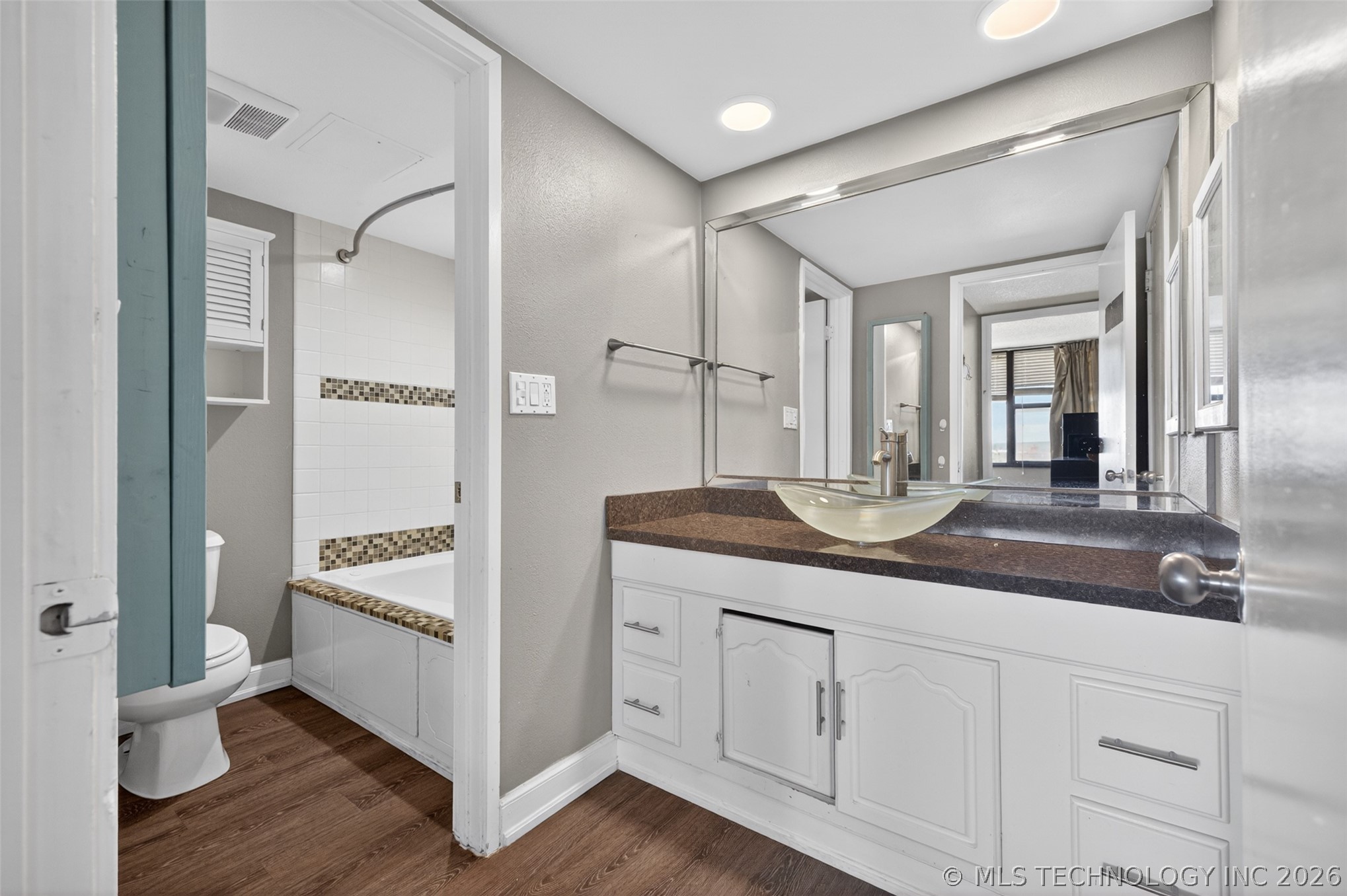 450 W 7th Street Tulsa OK 74119