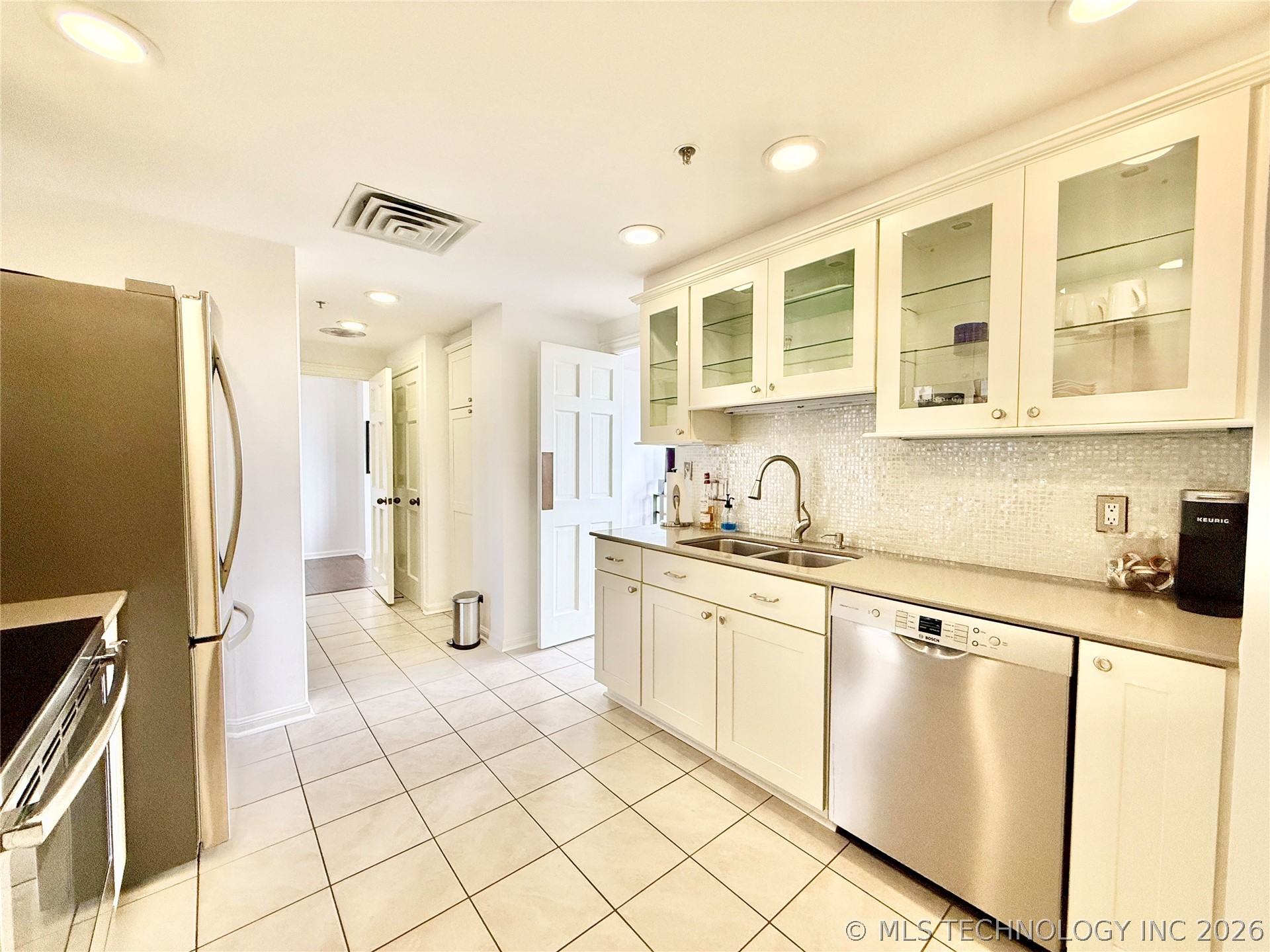 2121 S Yorktown Avenue Tulsa OK 74114