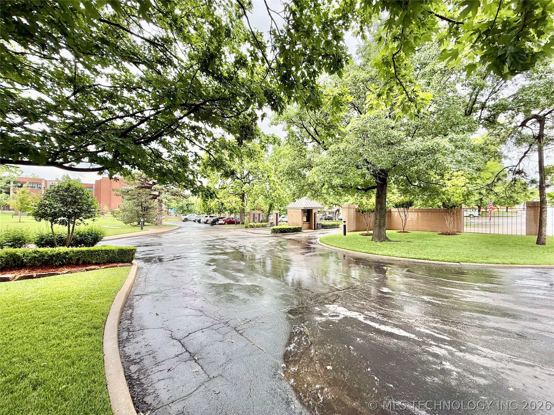 2121 S Yorktown Avenue Tulsa OK 74114