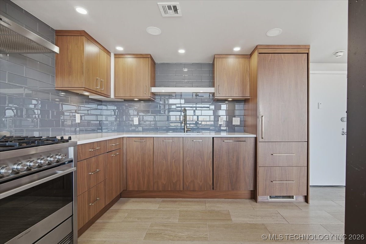 450 W 7th Street Tulsa OK 74119