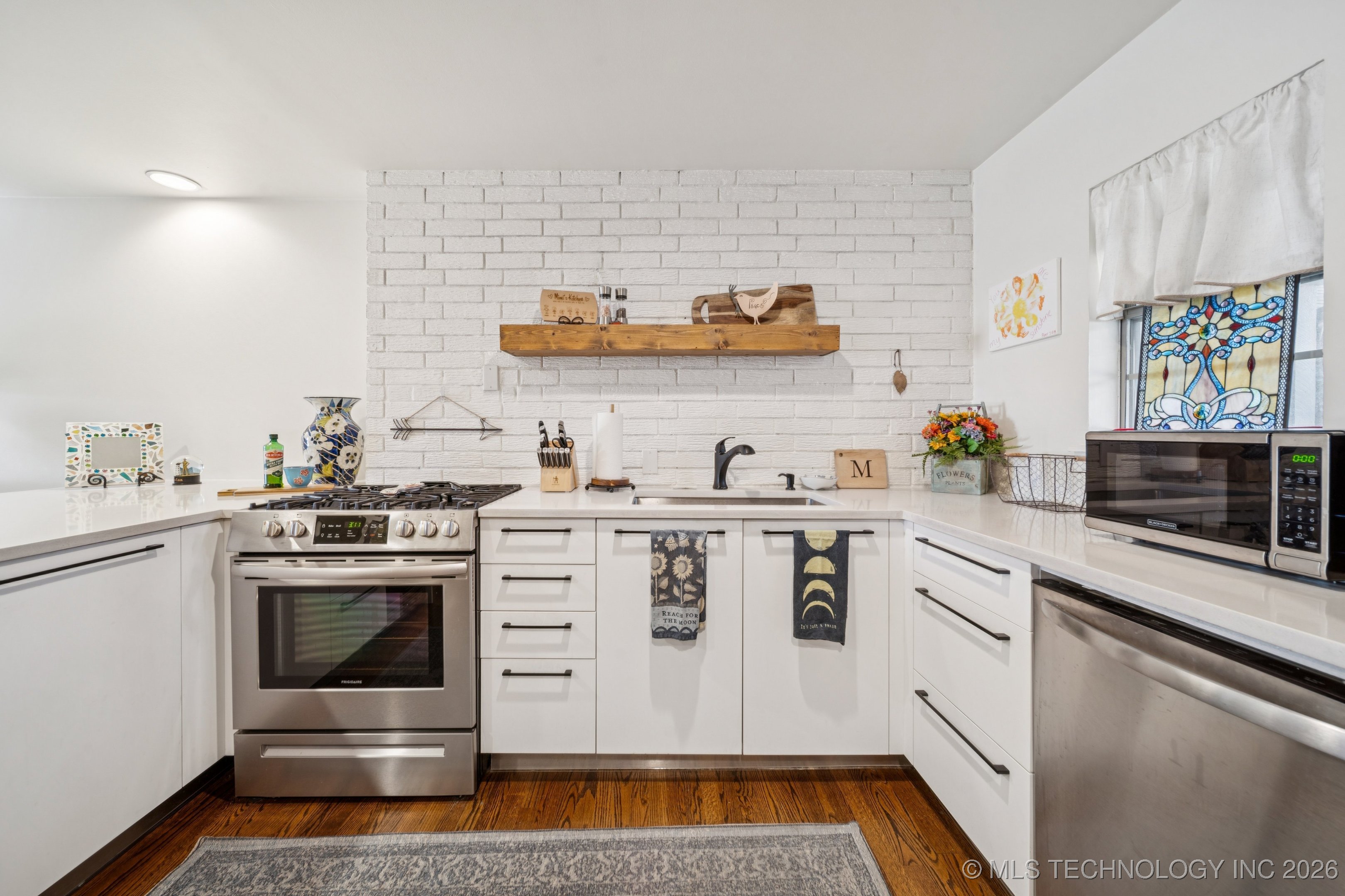 1107 E 45th Place Tulsa OK 74105