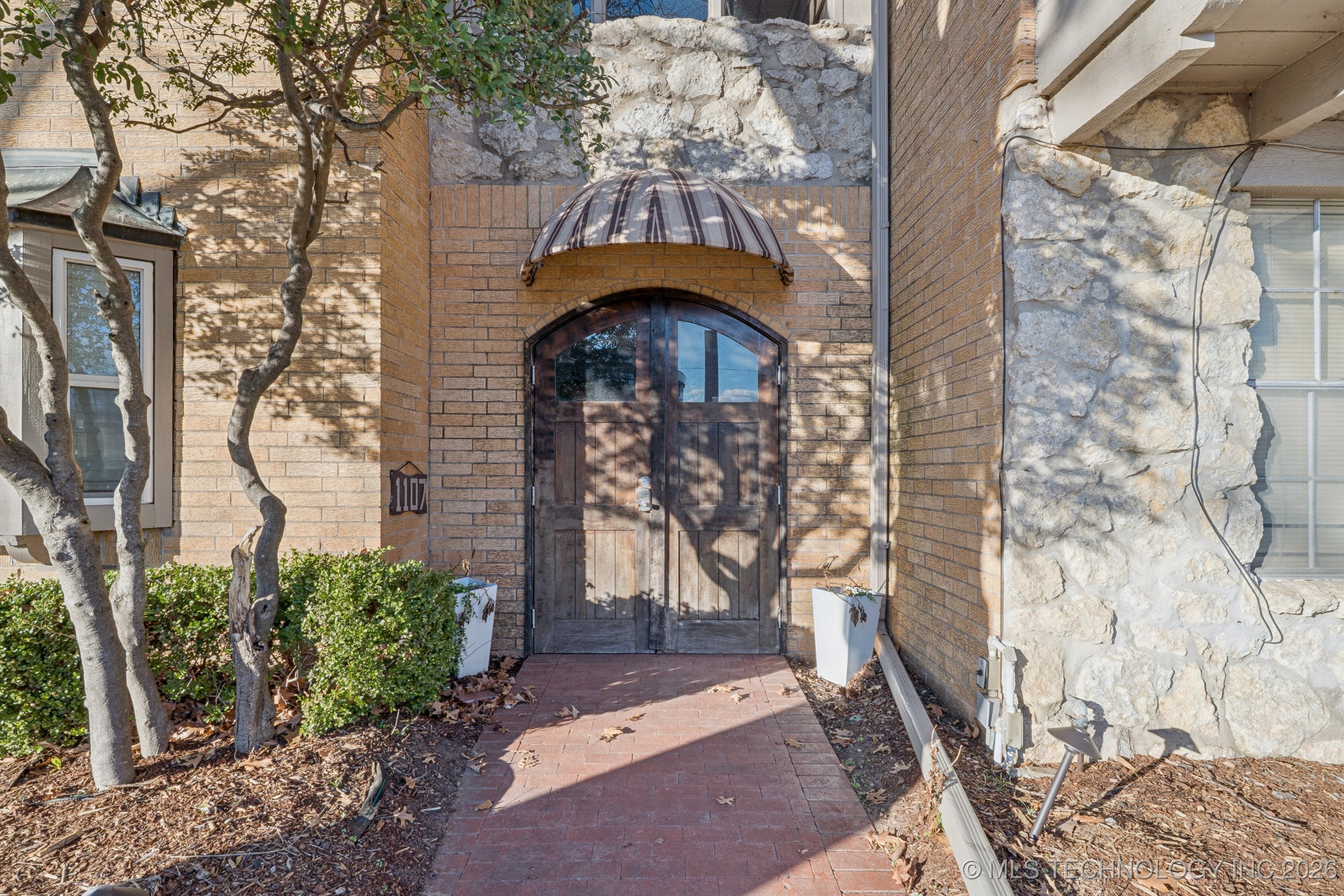 1107 E 45th Place Tulsa OK 74105