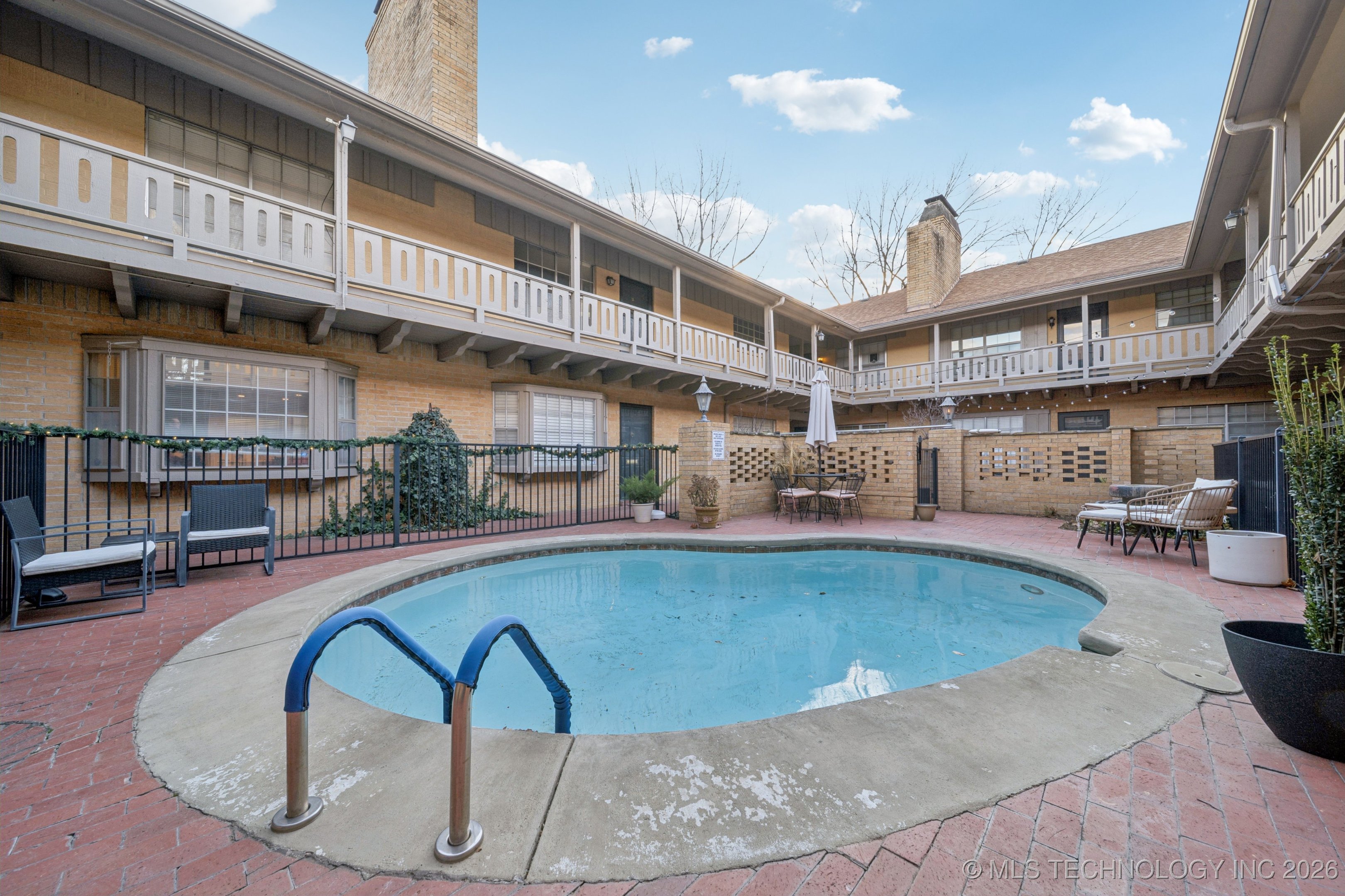 1107 E 45th Place Tulsa OK 74105