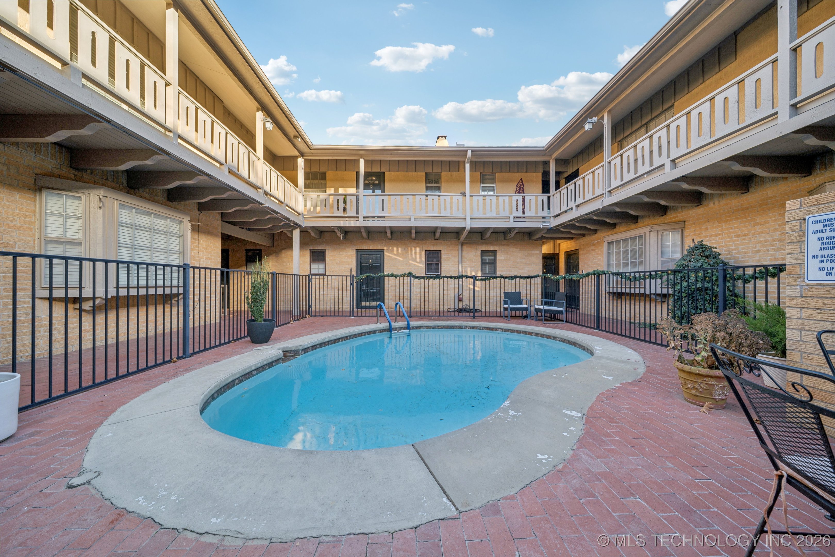 1107 E 45th Place Tulsa OK 74105