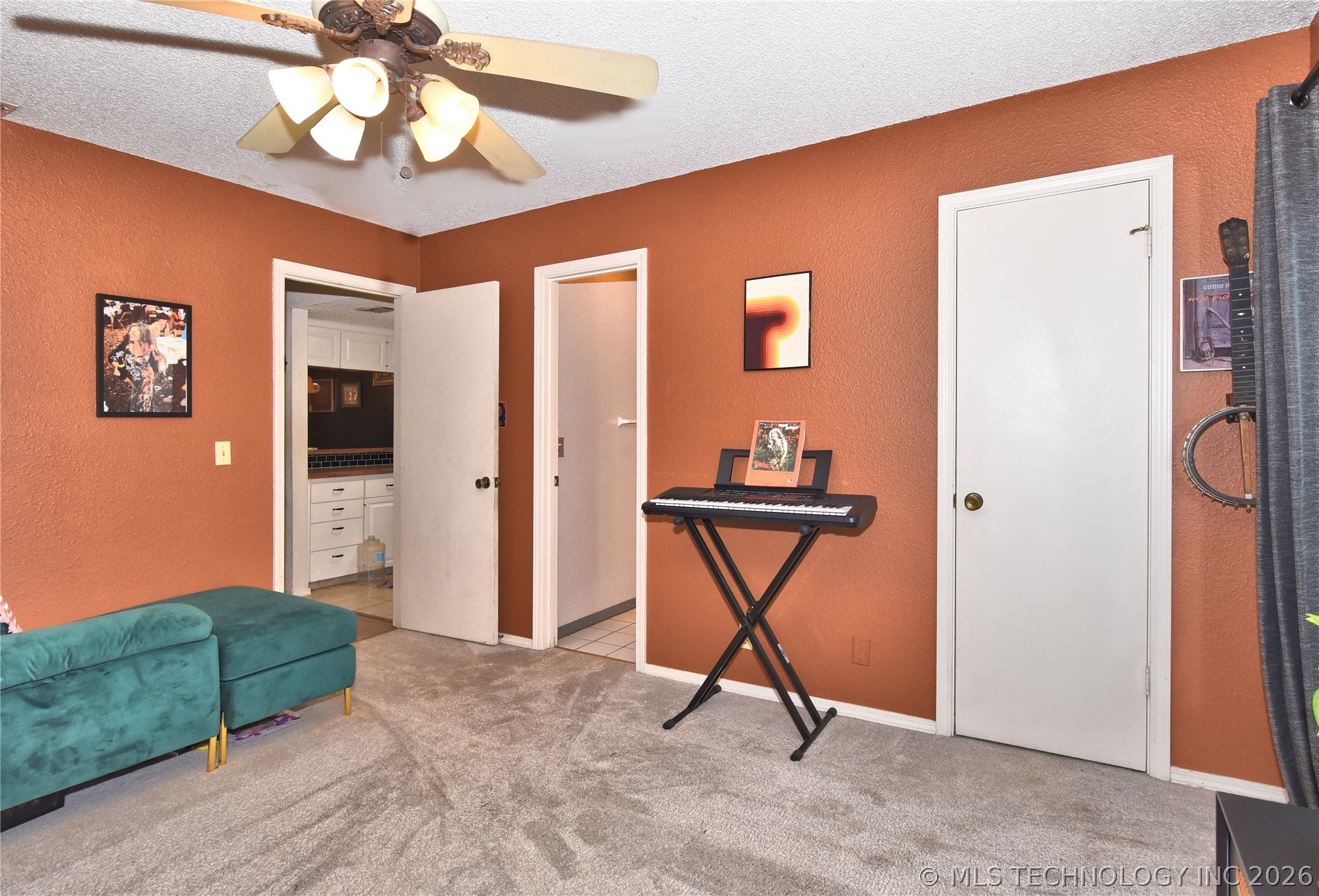 2202 E 55th Court Tulsa OK 74105
