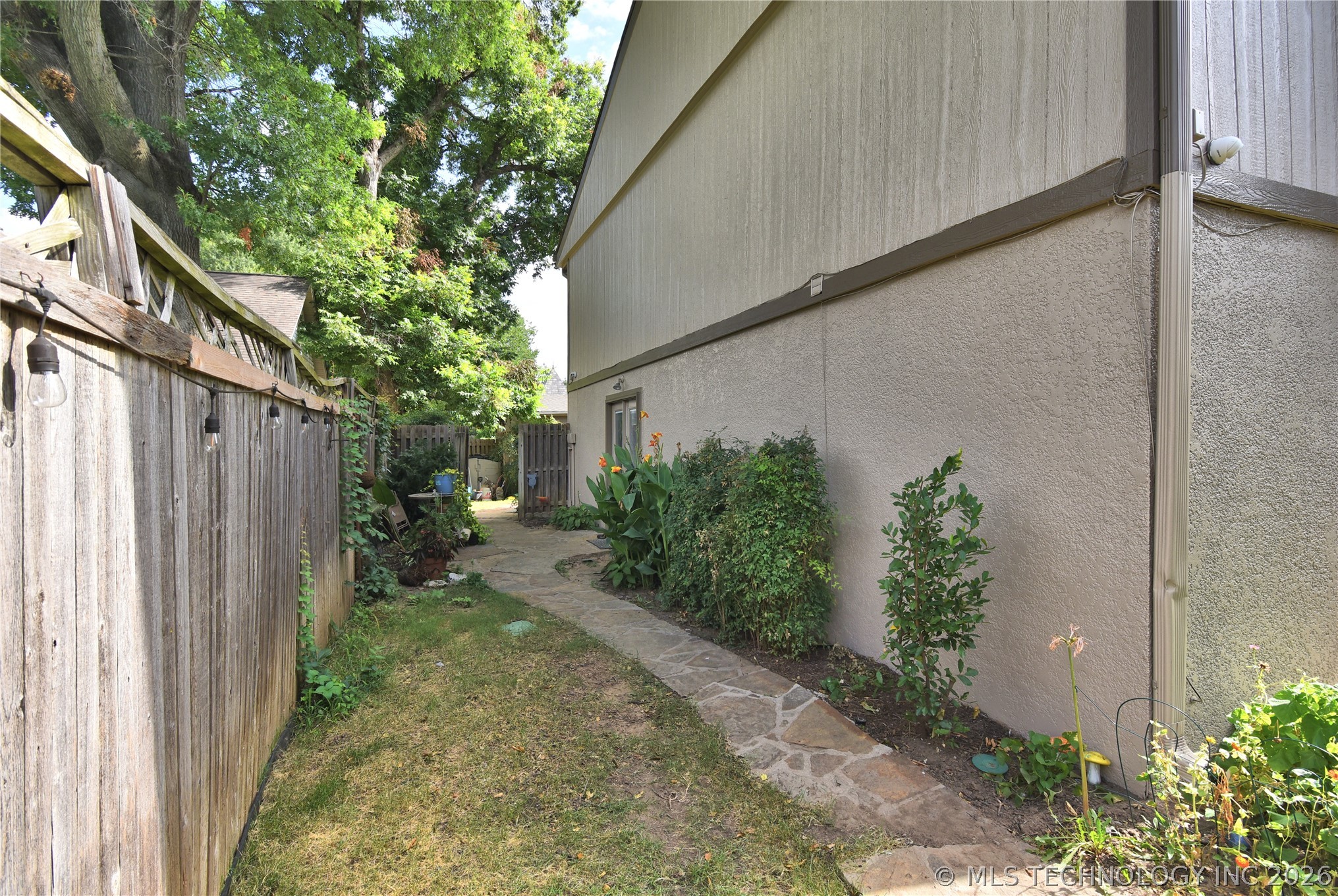 2202 E 55th Court Tulsa OK 74105