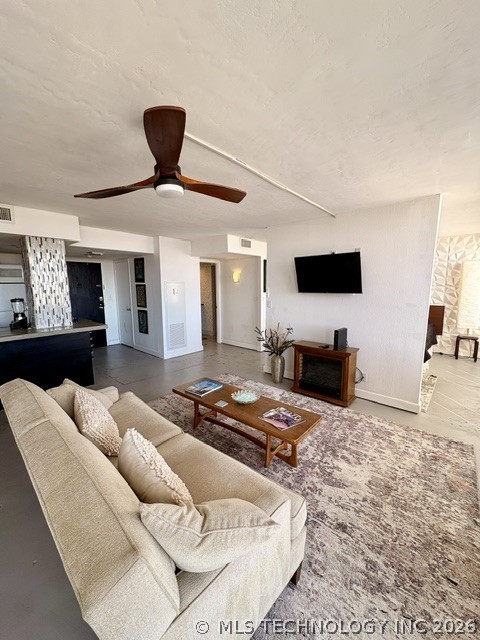 450 W 7th Street Tulsa OK 74119