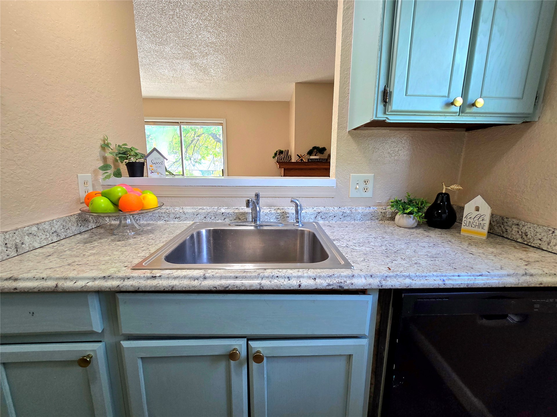 6622 S Zunis Avenue Tulsa OK 74136
